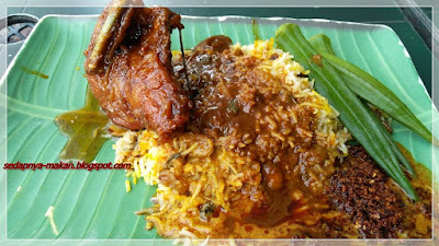 nasi briyani, ayam madu, bendi rebus