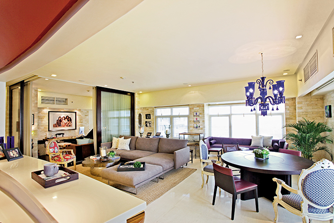 KC Concepcion’s Modern Eclectic Condo Strong, independent and empowered. This is how the actress-singer KC Concepcion describes her modern eclectic condominium. She even compares this three-bedroom space to her new found self. The mega daughter herself spend time for conceptualizing the details of her "dream pad" She even decided to tear down the walls and change the layout to make it more open.