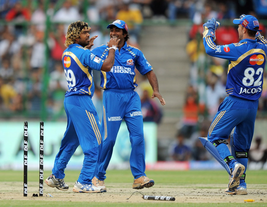 Mumbai Indians v Delhi Daredevils 4th Match of IPL 4 Photos Lasith