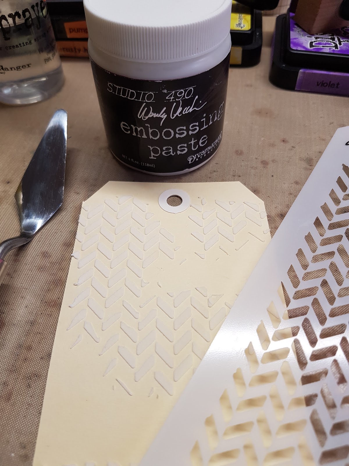 Craft projects by Bubblescrap Embossing paste tutorial part 2
