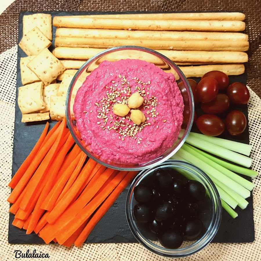 Hummus de remolacha Bulalaica