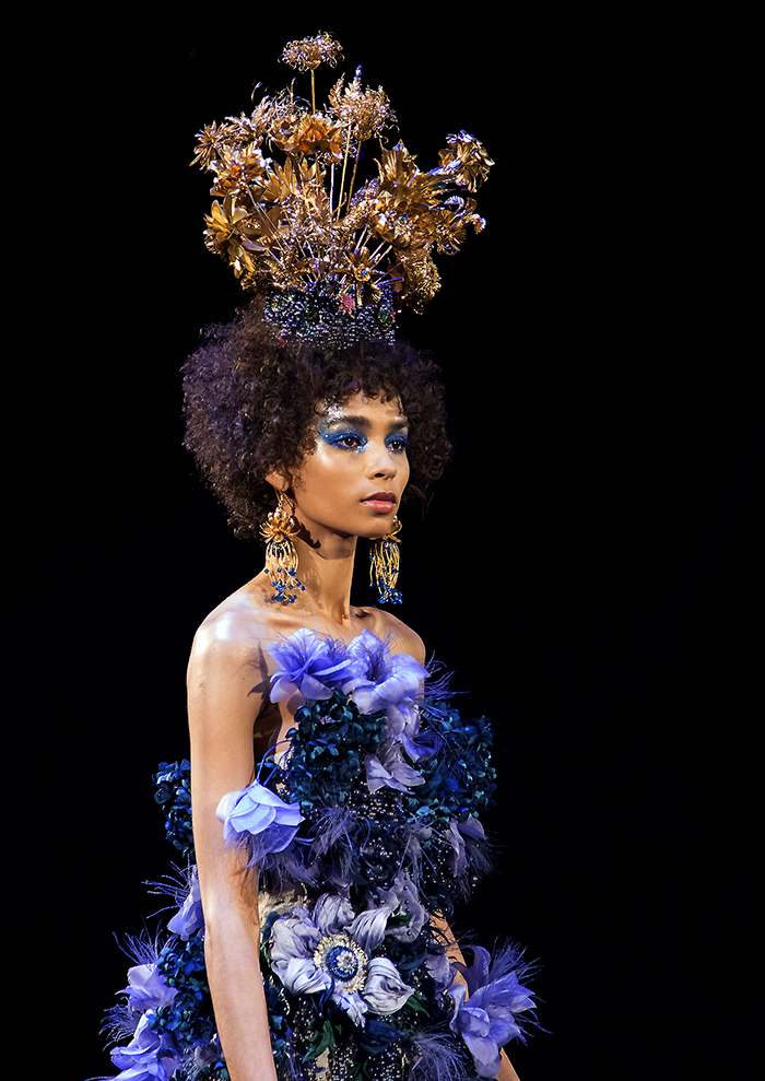 DESIGN and ART MAGAZINE: Interview: Couturier Guo Pei's Art of Fashion