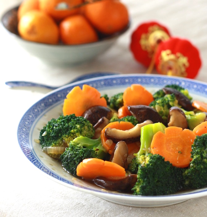 Stir Fried Broccoli recipe by SeasonWithSpice.com