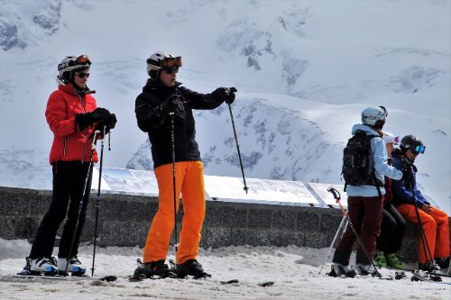 toegang Selectiekader beu Top 2023: Beste skikleding (beste merken, goedkoopste winkels)