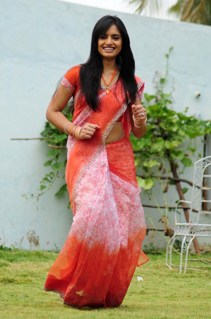 Ritu Kaur Spicy Stills Chandan Telugu Movie Photos Singapore Post