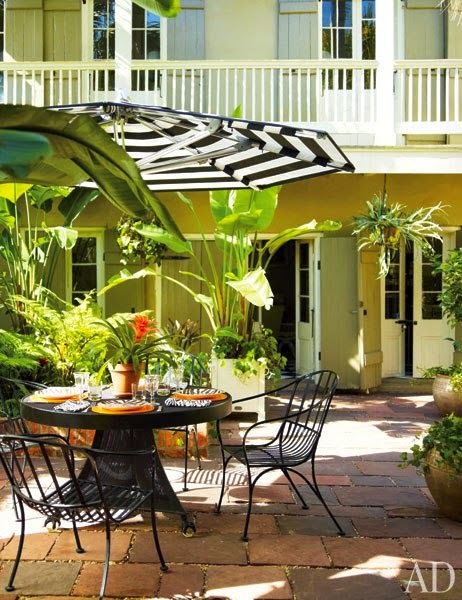 A Glamorous and Historic New Orleans Cottage by Peter Rogers 