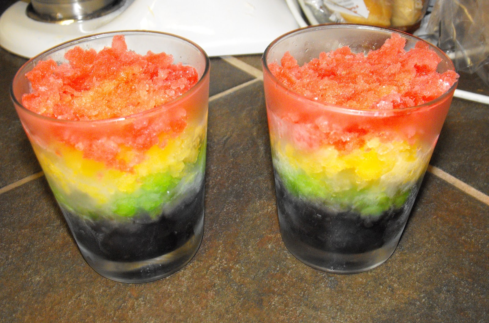 The Five Wolfes: Rainbow Slush!