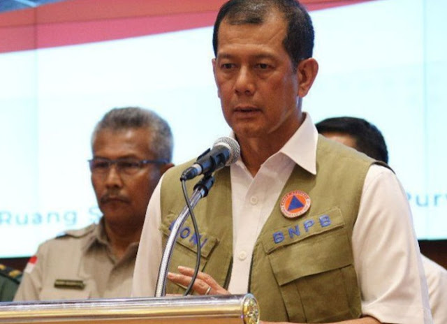 Doni Monardo Persilahkan 102 Wilayah Zona Hijau Laksanakan Kegiatan Bebas COVID-19 Doni Monardo Persilahkan 102 Wilayah Zona Hijau Laksanakan Kegiatan Bebas COVID-19