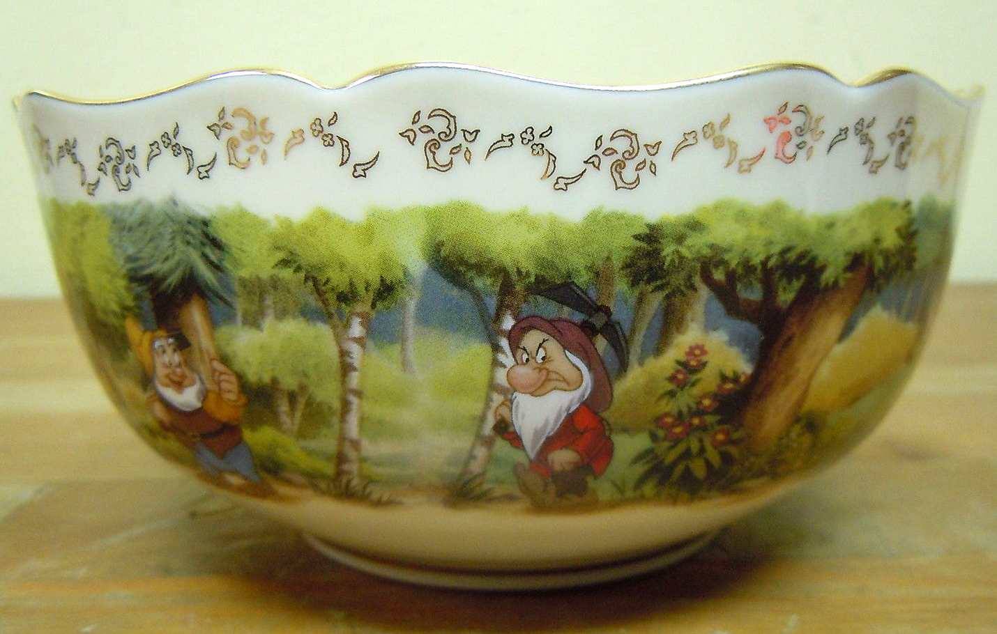 Filmic Light Snow White Archive Lenox Snow White Bowls & Dishes