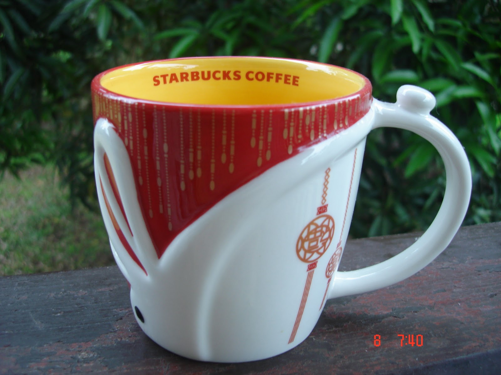 A Cup A Day: 2011 Starbucks Chinese New Year Festive Rabbit Mug