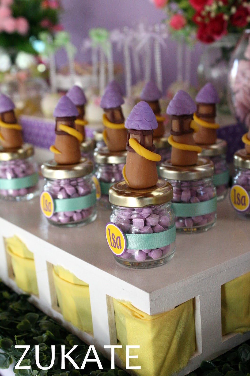 CANDY BAR DE RAPUNZEL PARA ISABELLA ZUKATE
