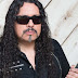 Guitarrista do Stryper, Oz Fox sofreu convulsão e passa por biópsia cerebral