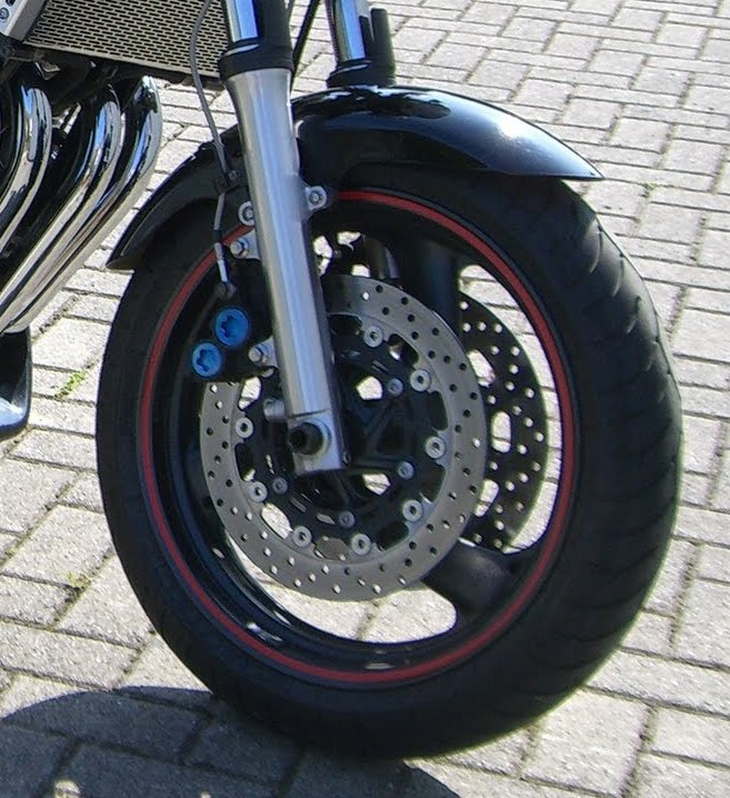 xjr13000