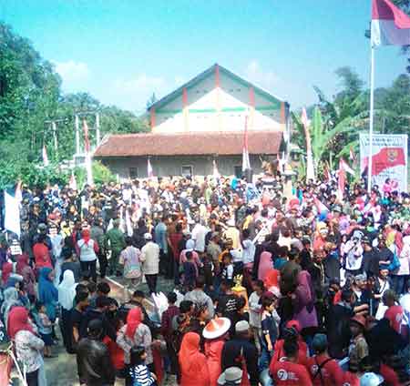 Warga Desa Ciburial Gelar Upacara Kemerdekaan