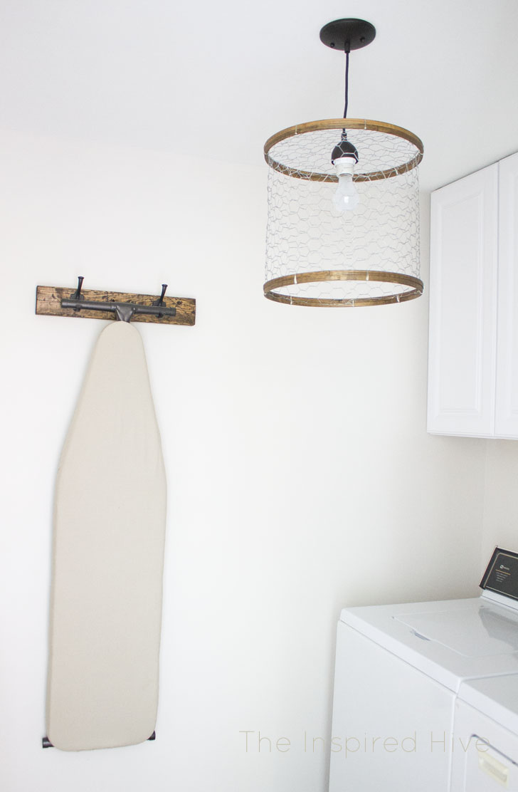 Diy En Wire Light Fixture The Inspired Hive How To Make A Rustic Laundry Room Light Fixture Out Of En Wire