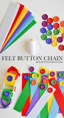 http://www.acraftyliving.com/felt-button-chain/