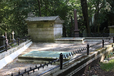 Sir Loftus Otway tomb, Highgate Cemetery The Content Reader