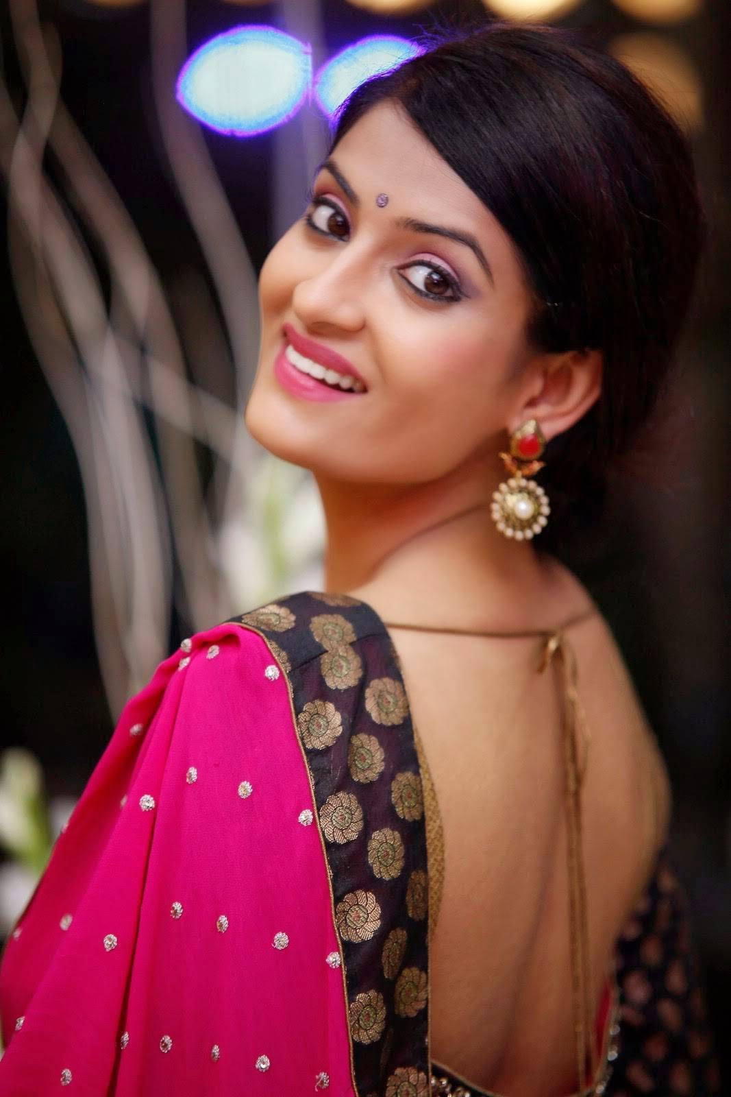 Actress Akanksha Latest Photo Gallery - Cine Gallery