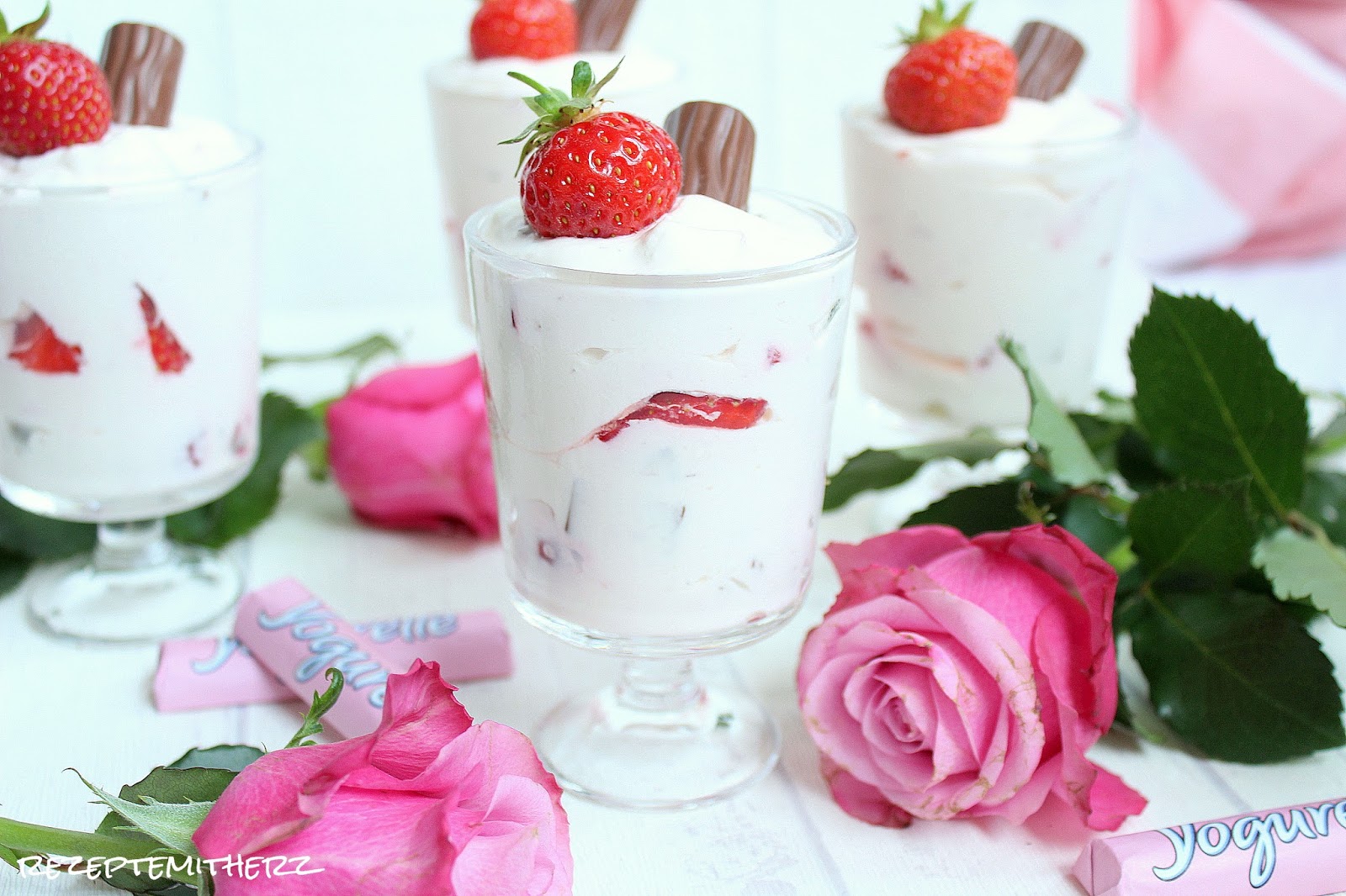 Rezepte mit Herz: Erdbeer - Yogurette - Creme