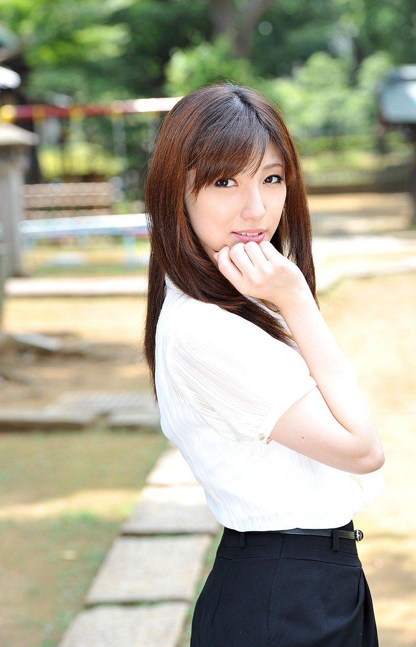 AVDBS 블로그: 이이오카 카나코 (Kanako Iioka/飯岡かなこ)