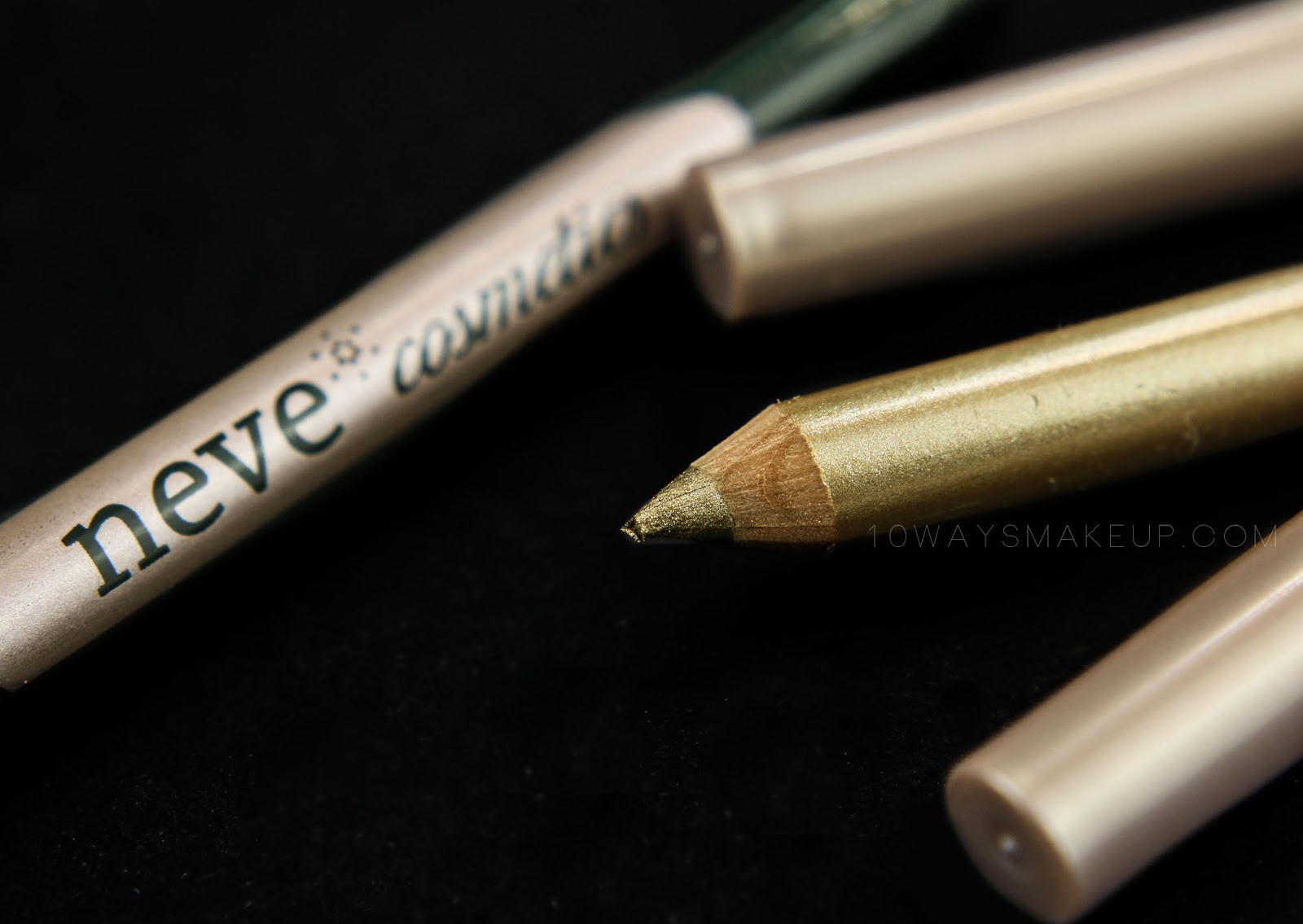 Neve Neogothic Pastello swatch review