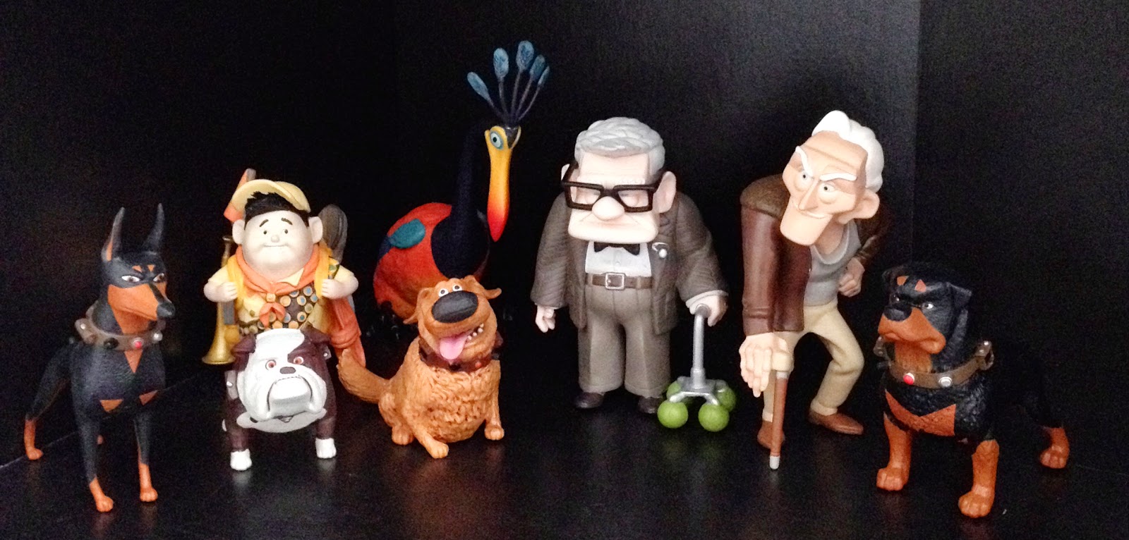 Dan the Pixar Fan: Up: Disney Store Figure Playset (Figurine Set)