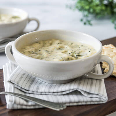 A recipe for broccoli cheese soup that anyone can prepare Broccoli cheddar soup recipe