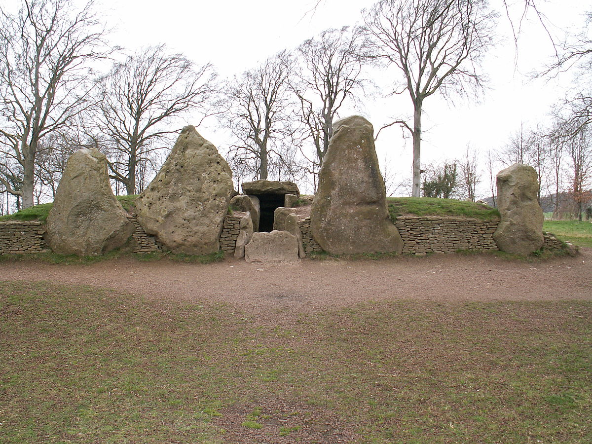 English Historical Fiction Authors Beowulf The Mound and the Dragon