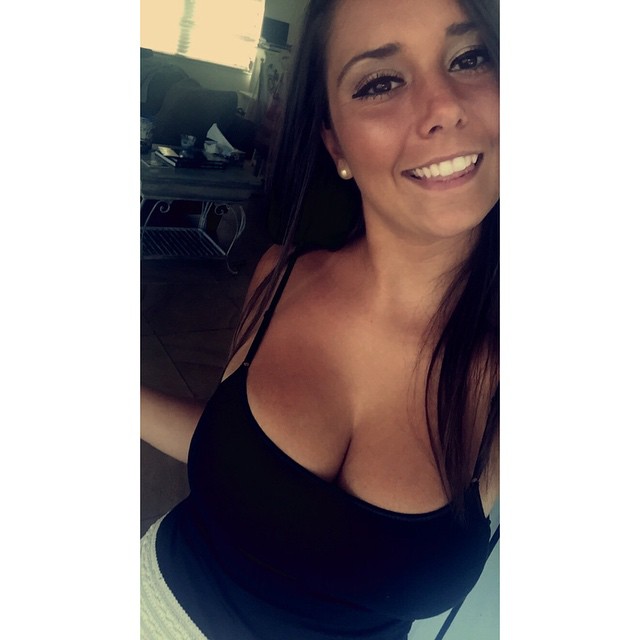 Busty reddit Busty reddit