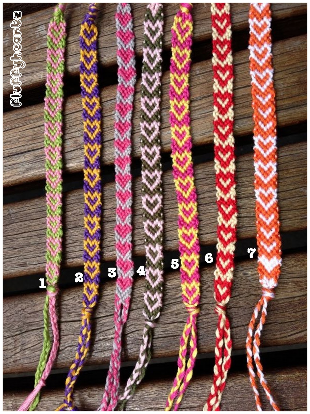 Fluffyheartz ♥: Friendship bracelets (heart shape pattern)