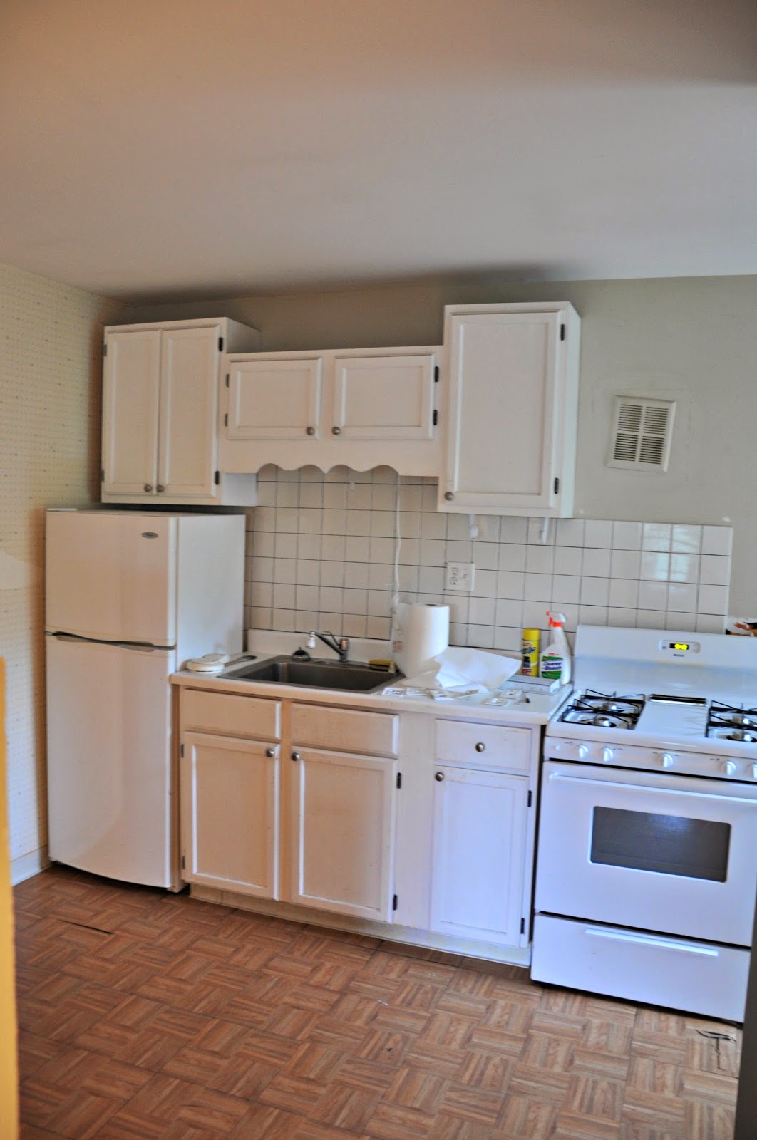 Http Www Twotwentyone Net Kitchen Cabinet Makeover Reveal Http Www Twotwentyone Net Kitchen Cabinet Makeover Reveal