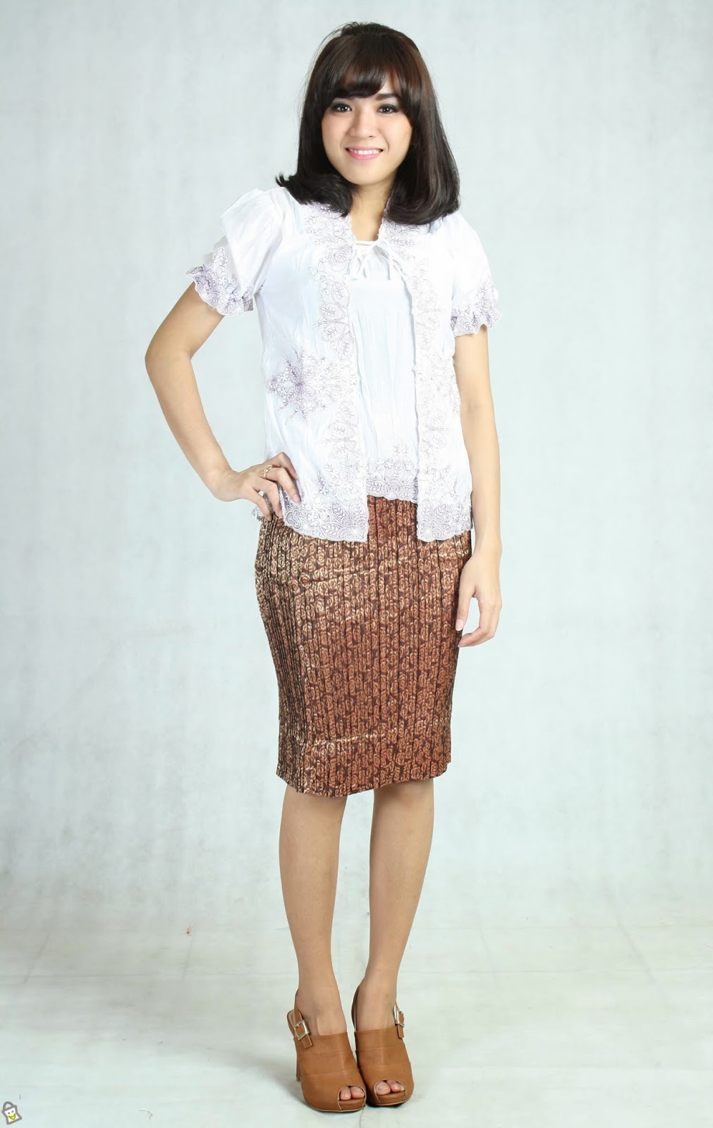 Kumpulan Foto Model  Baju  Kebaya Lengan Pendek  Dan Rok 