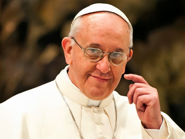 Papa suprime o título de 'monsenhor' na Igreja