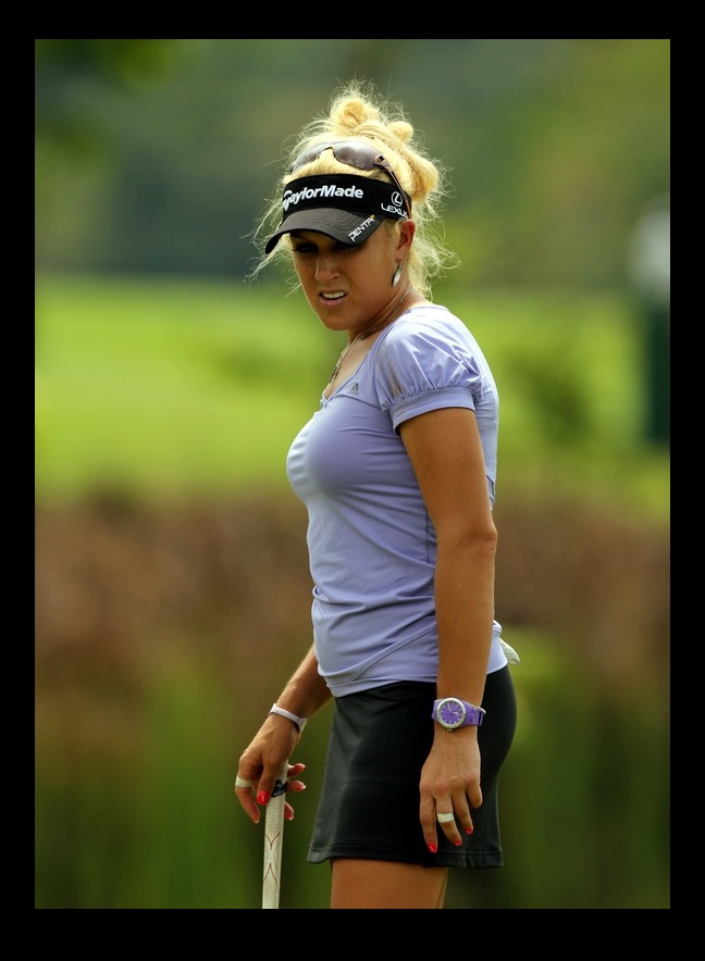 Sexy Female Golfers 106