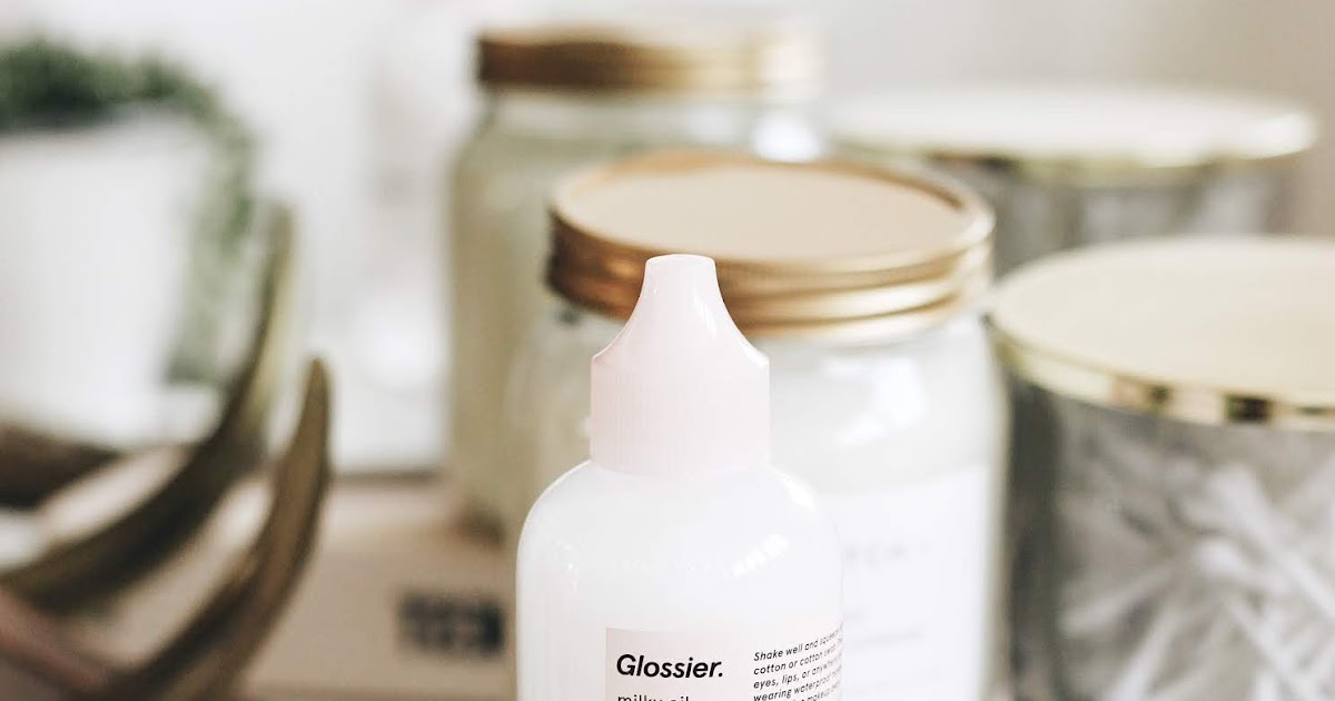 Does The Glossier Milky Oil Work? | Pint Sized Beauty