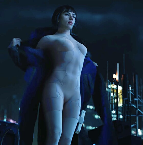 Ghost in the Shell (3 Stars) .