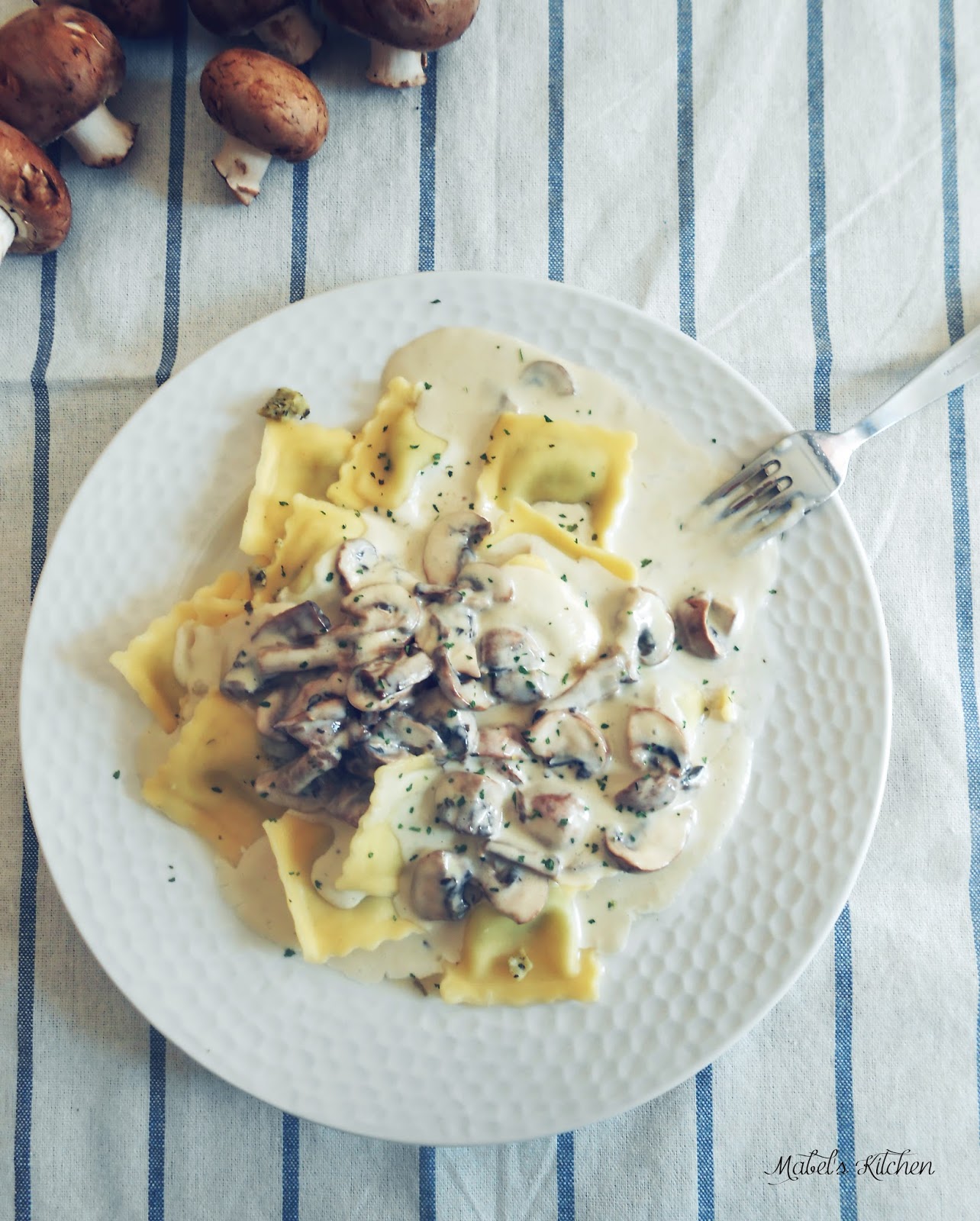 Pasta Fresca con Salsa de Portobellos y Queso Danablu. Mabel's Kitchen