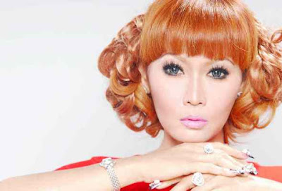 Lima Artis Indonesia Yang Tak Tamat Sekolah Lima Artis Indonesia Yang Tak Tamat Sekolah
