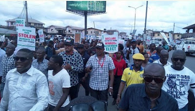 Peaceful Protests Continue in Benin City to Upturn Election Results 