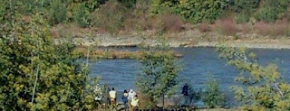 Temuco: Este Domingo personal de Policía de Investigaciones y Carabineros de Chile de Temuco trabajaron en el rescate de un cuerpo encontrado en el Río Cautín en el sector amanecer