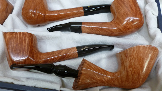 À la une de PipeGazette : "Le salon Butz-Choquin, Savinelli et Dunhill à Paris" Savinelli%2BAutograph