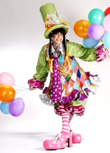 La Chola Chabuca por Ernesto Pimentel Foto de La Chola Chabuca lista para su circo
