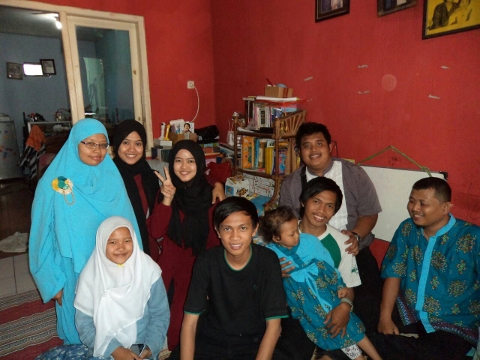 Berkumpul Bersama Keluarga Membuat Hidup Semakin Berarti