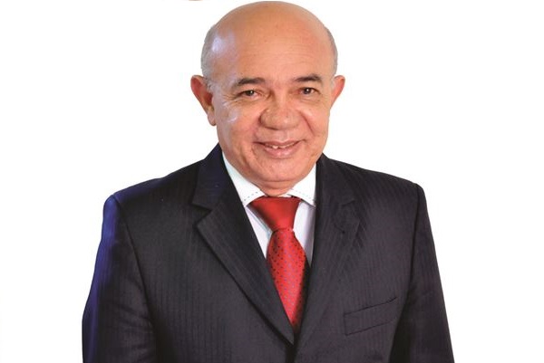 Presidende da CEADEB Valdomiro Pereira fere estatuto da Convenção e Regimento Interno em Boca do Córrego fazendo consagrações irregulares Presidende da CEADEB Valdomiro Pereira fere estatuto da Convenção e Regimento Interno em Boca do Córrego fazendo consagrações irregulares