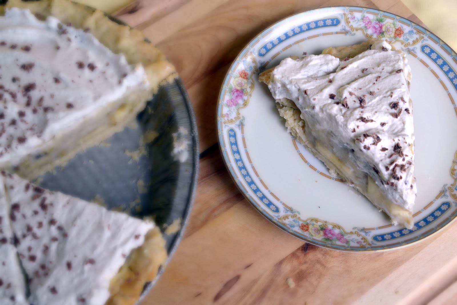 What Katie's Baking Double Banana Cream Pie from Scratch