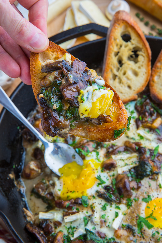 Mushroom and Brie Baked Eggs Mushroom and Brie Baked Eggs