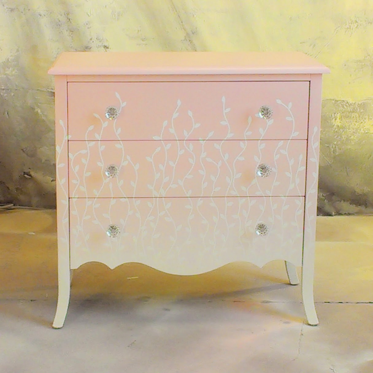I Paint Furniture & So Can You How To Use Masking Tape To Make A