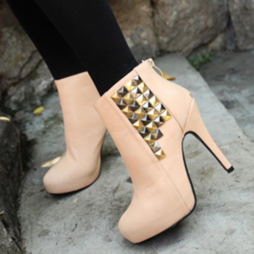 Bellas botas y botines | Moda al caminar Bellas botas y botines | Moda al caminar