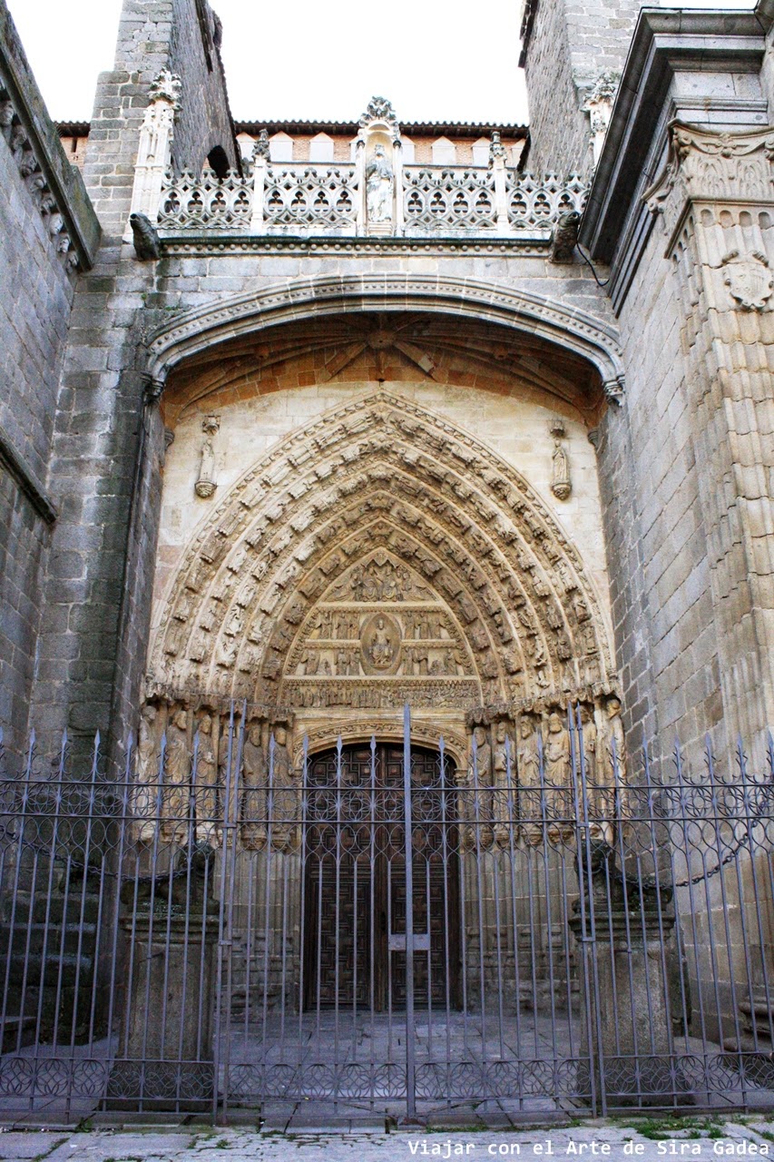 Portada Apóstoles Catedral Ávila