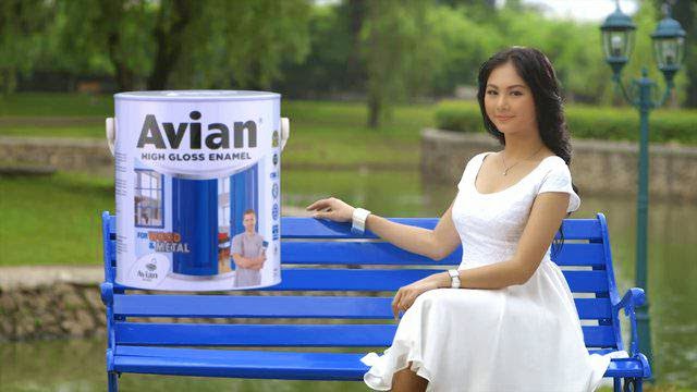  Iklan  Avian Awas Cat  Basah BERITA SATU MEDIA